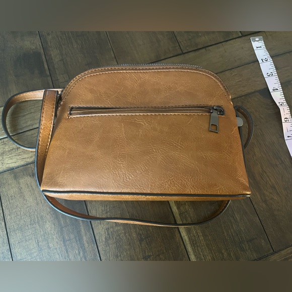 Sam & Hadley Crossbody like new - Picture 6 of 10
